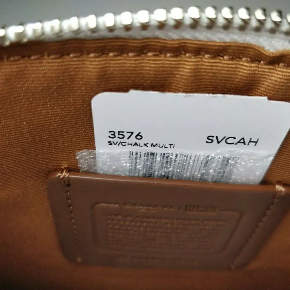 NWT Coach 3576 Marvel Gallery Pouch In Signature